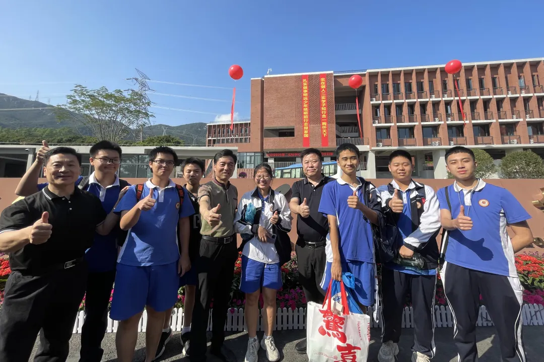 明远高中学子入驻全新校园