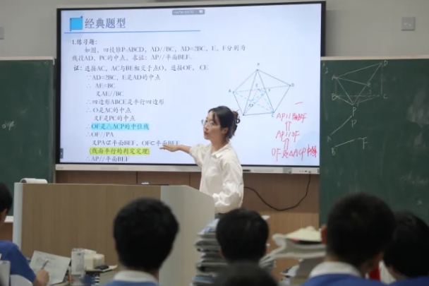 灯与河川，六月人间 丨 深二实明远高中六...