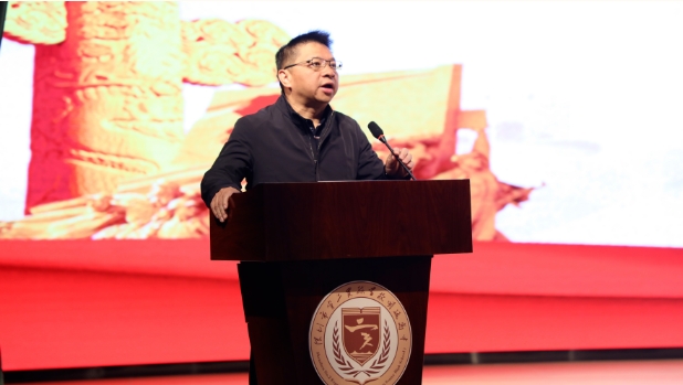 明远高中第二学期教职工大会圆满召开